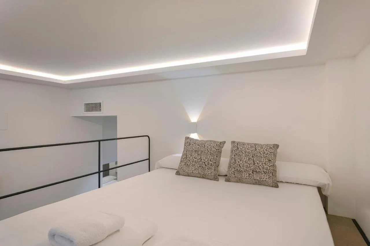 Fresh Velazquez Apartments Málaga 0*,
